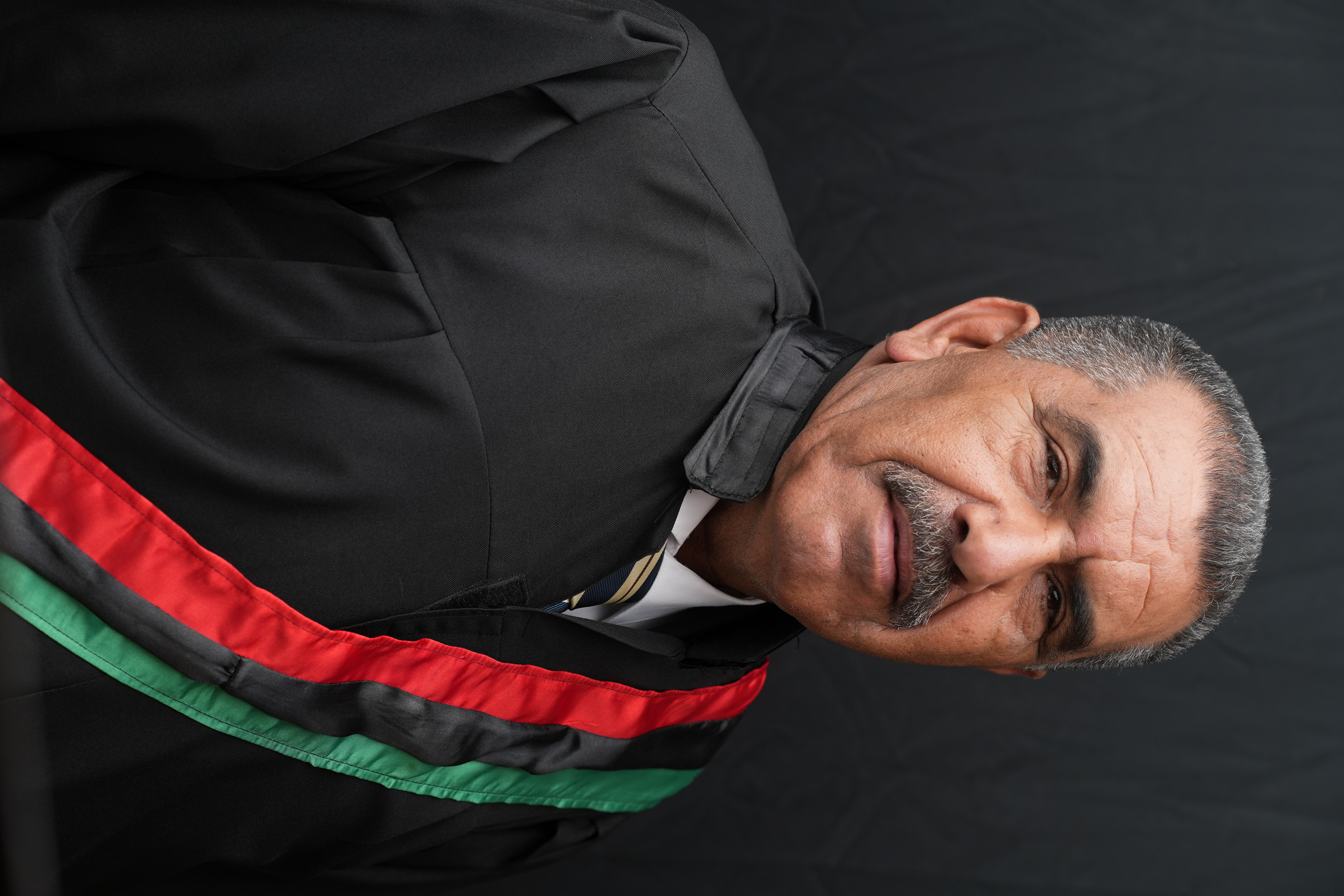 جمال علي هدية 